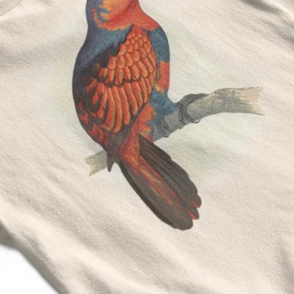 Red and Blue Lory Vintage Parrot Print Short Sleeve Graphic Tee T-shirt S M L XL - Picture 2 of 5